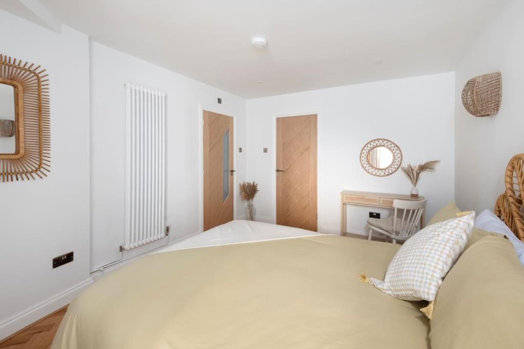 Spacious Apartment - 5 Minutes Walk To Bath Abbey Exteriér fotografie