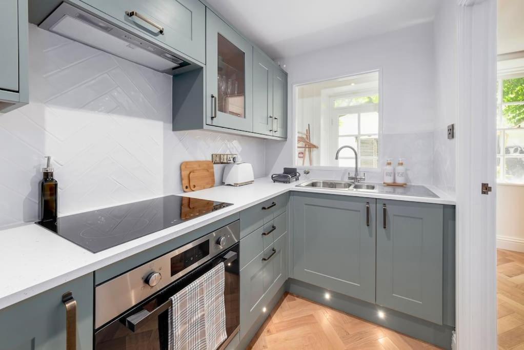 Spacious Apartment - 5 Minutes Walk To Bath Abbey Exteriér fotografie