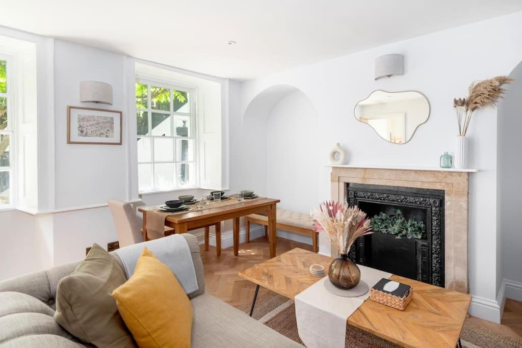 Spacious Apartment - 5 Minutes Walk To Bath Abbey Exteriér fotografie