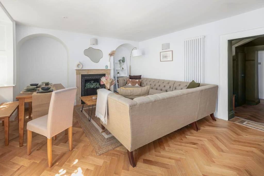 Spacious Apartment - 5 Minutes Walk To Bath Abbey Exteriér fotografie